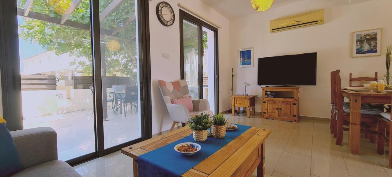 Stay Kyklades Resort & Spa Paralimni Dış mekan fotoğraf