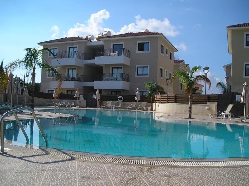 Stay Kyklades Resort & Spa Paralimni Dış mekan fotoğraf